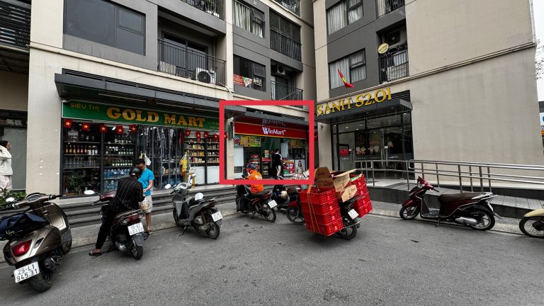 Bán shop chân đế sapphire 2 s201. 01sh18 vinhomes smart city winmart+ thuê 55 triệu/tháng, giá 17 tỷ bao thuế phí. Cơ hội đầu tư có 1-0-2