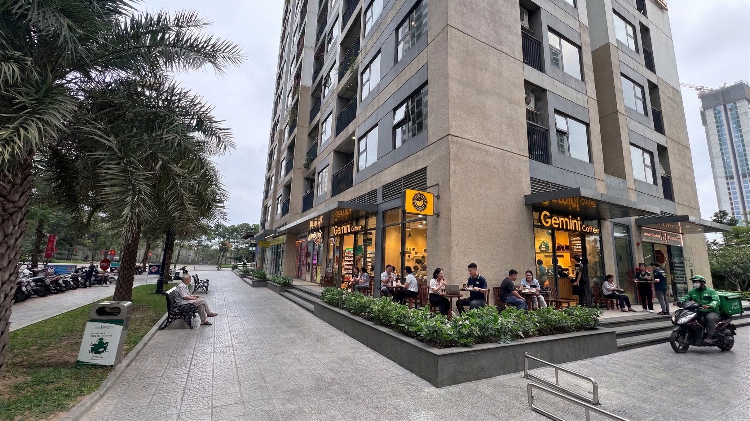 Shop-chan-de-chung-cu-vinhomes-smart-city