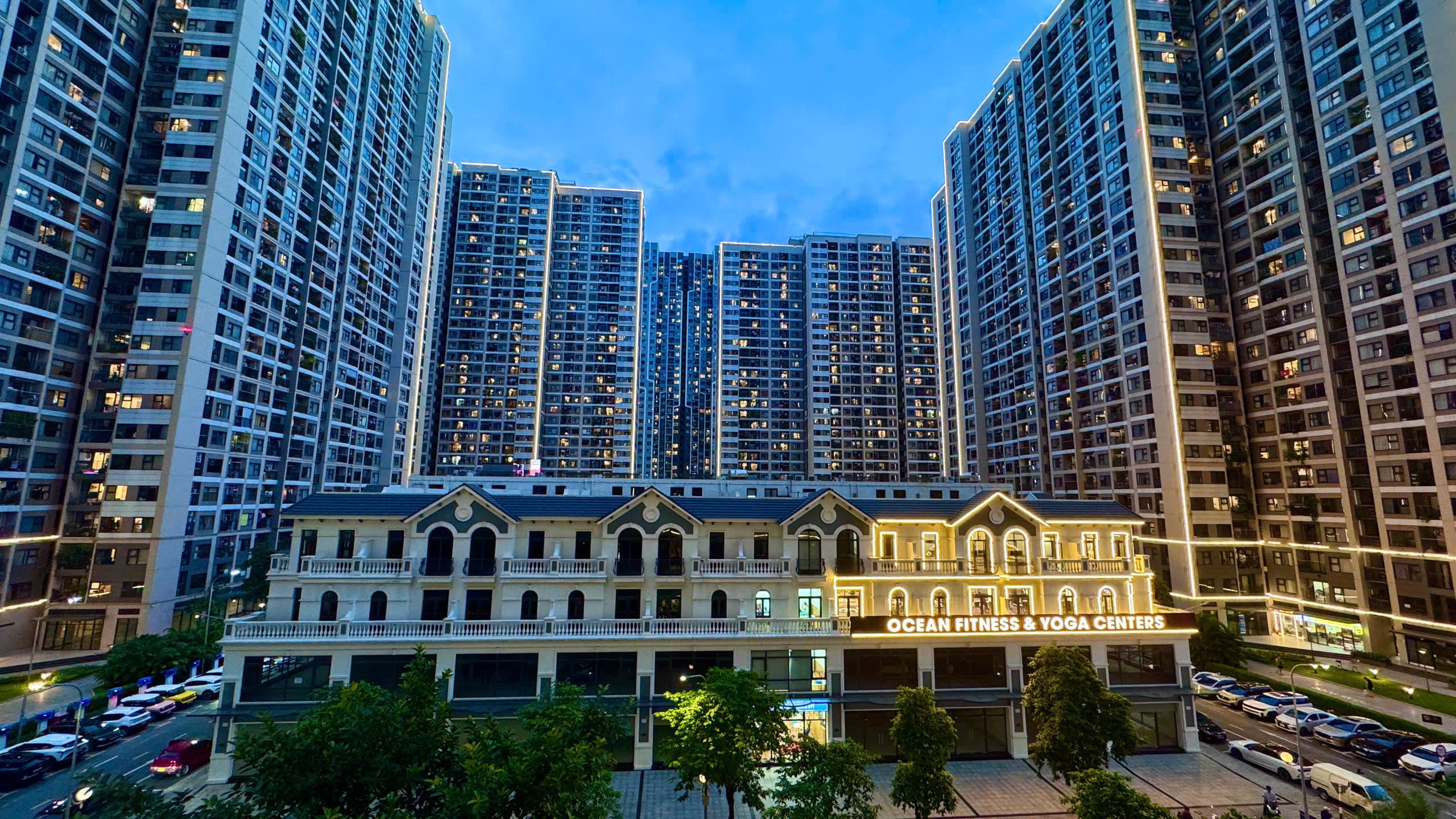 Shop-thuong-mai-dich-vu-vinhomes-smart-city